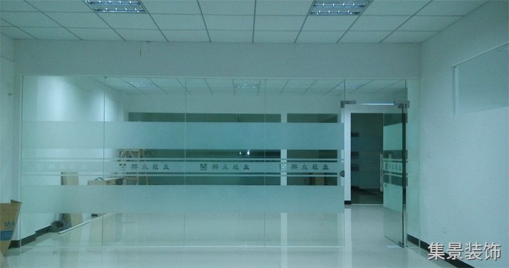 側面辦公區裝修實景圖 側面辦公區裝修實景圖